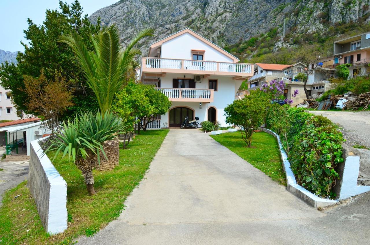 Apartments Blue Lagoon Kotor Dış mekan fotoğraf