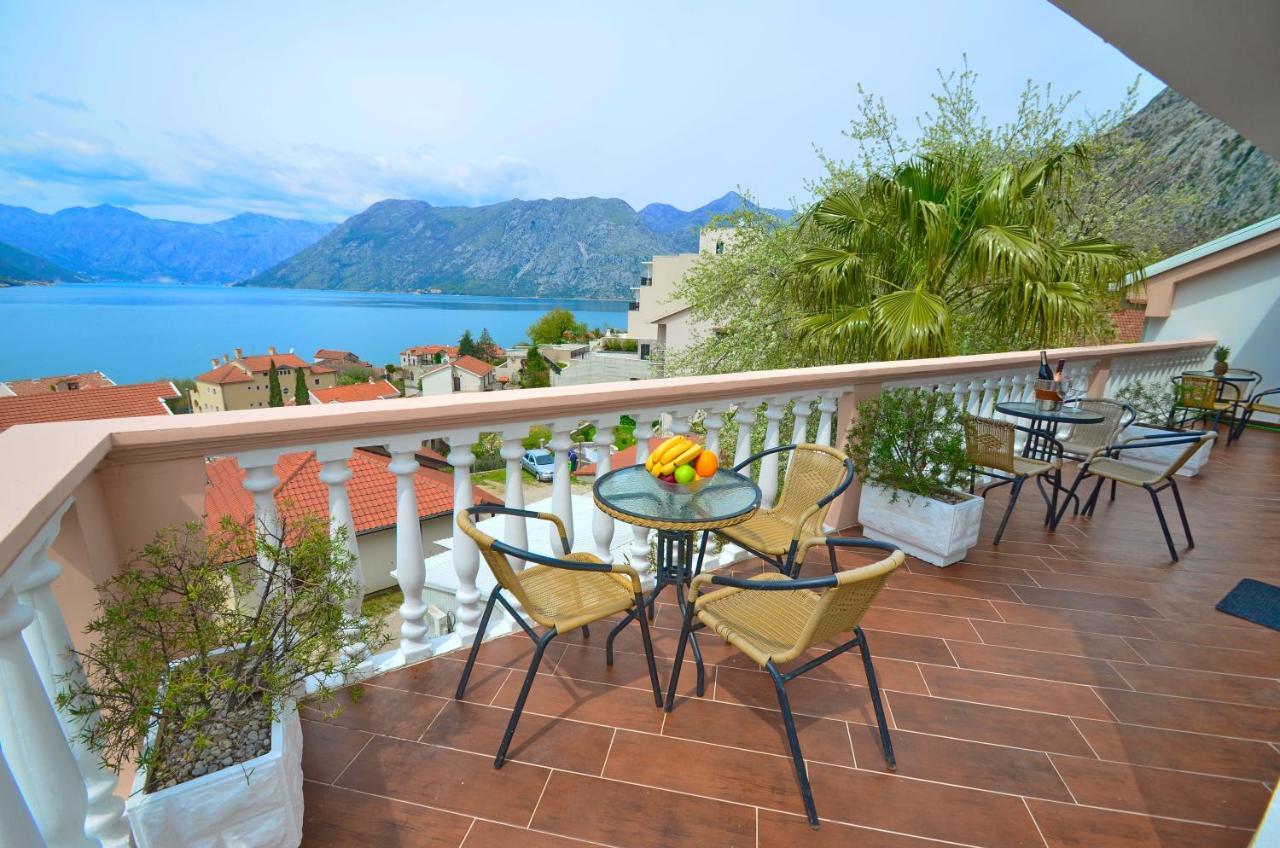 Apartments Blue Lagoon Kotor Dış mekan fotoğraf